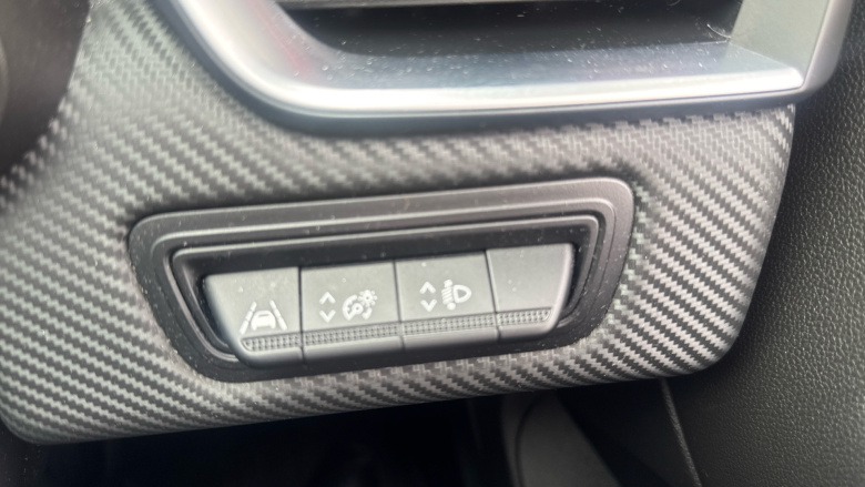 Renault Clio 1.6 E-TECH Hybrid 140 RS Line 5dr Auto Hybrid Hatchback